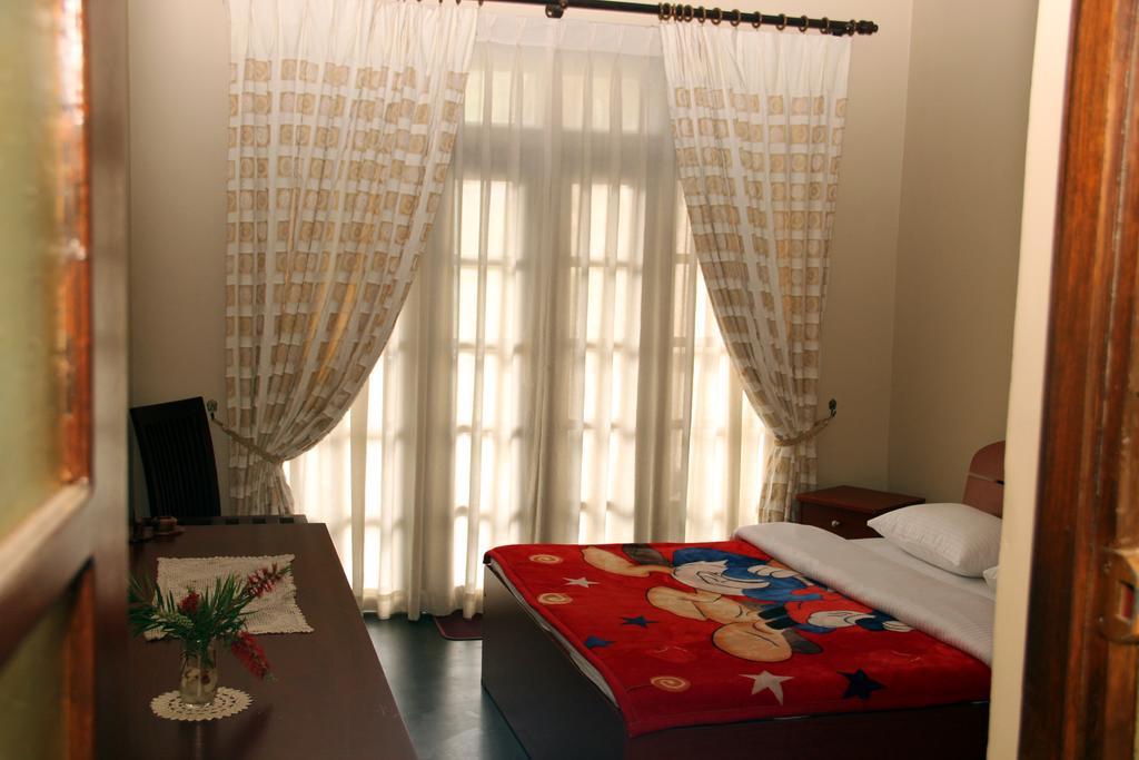 Perera Homestay Нувара Елия Екстериор снимка